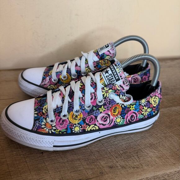 Converse Shoes - Converse floral women’s shoes size 7 sneakers